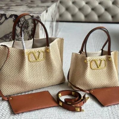 Cartera Valentino