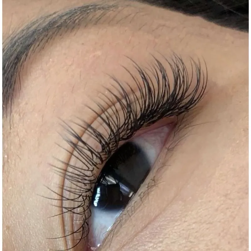 Extensiones de Pestañas Pelo a Pelo (Clásicas)