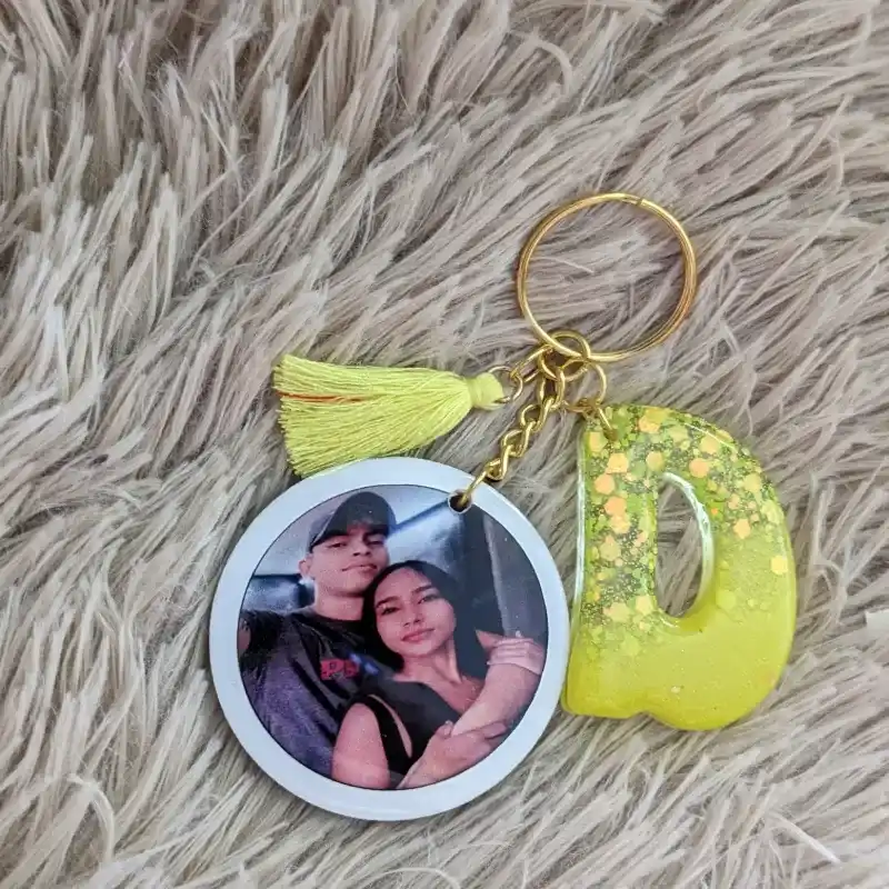 Llavero redondo con foto e inicial