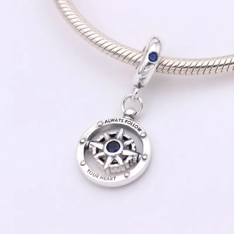 Charm Brújula Pandora