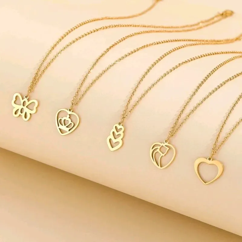 Cadenita con dige de corazon