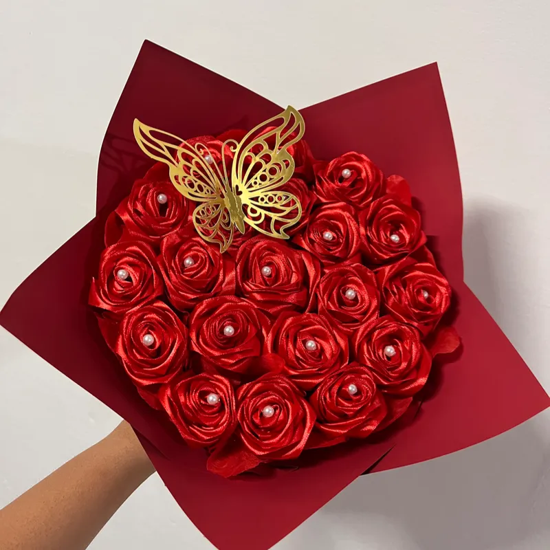 Ramo de rosas eternas