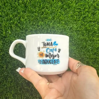 Taza de café con plato