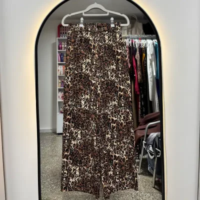 Pantalón animal print