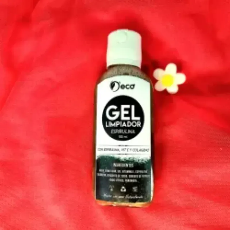 Gel limpiador facial de espirulina