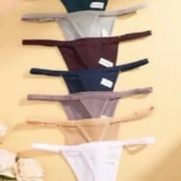 Tangas con costura