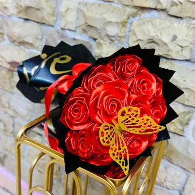 Ramo de rosas eternas