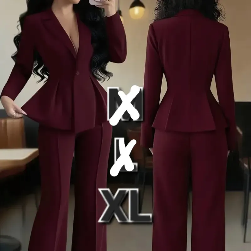 Conjunto de Pantalon y Blazer Acolchonado