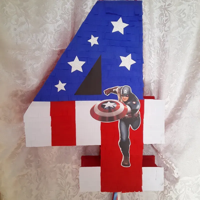 Piñata número de Capitán América