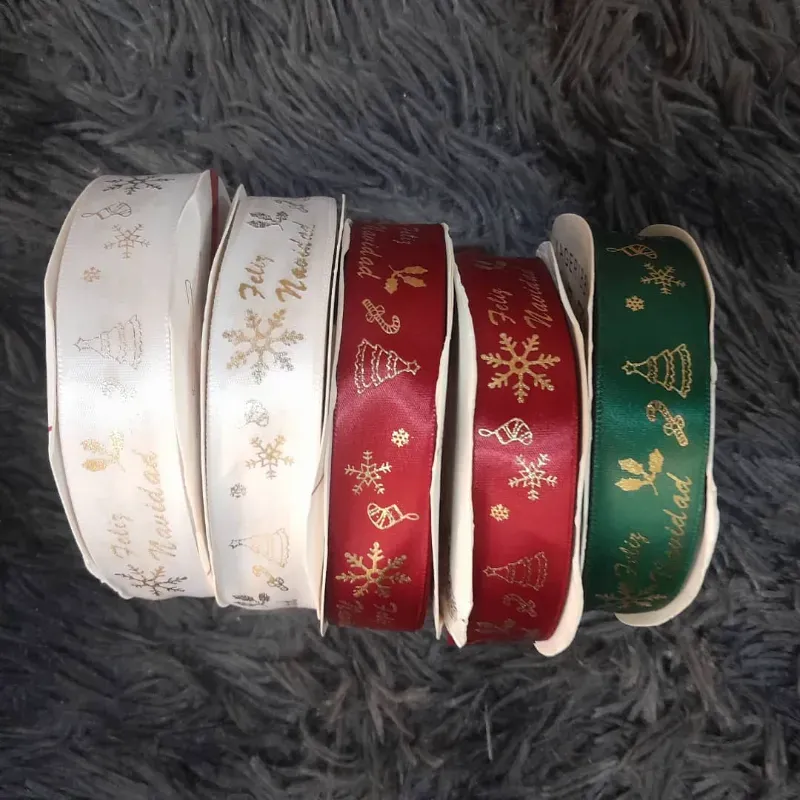 Cinta satin navideña