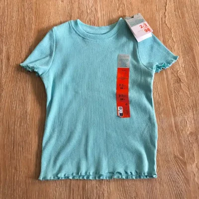 Blusa de canalé color azul