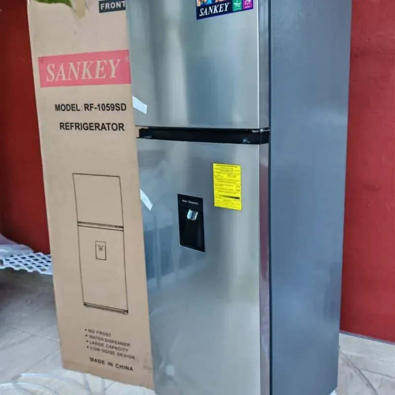 Refrigerador SANKEY 9pies.