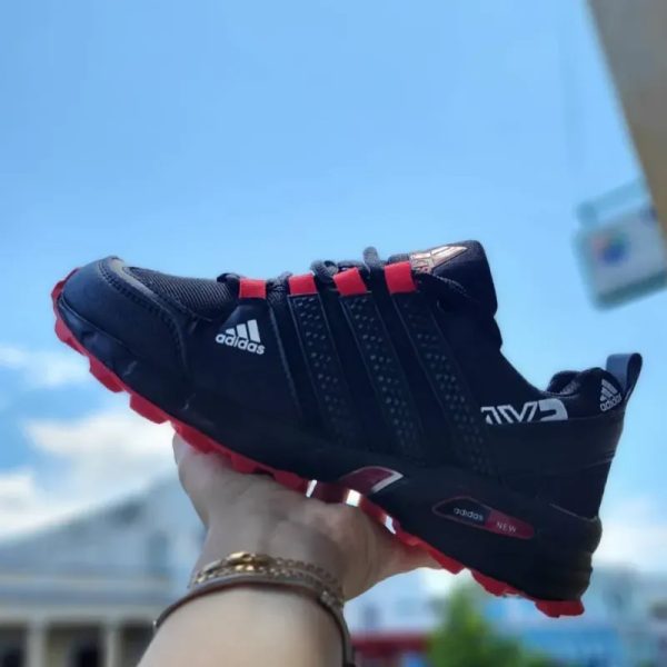 Adidas AXP ❤️ negras y rojas
