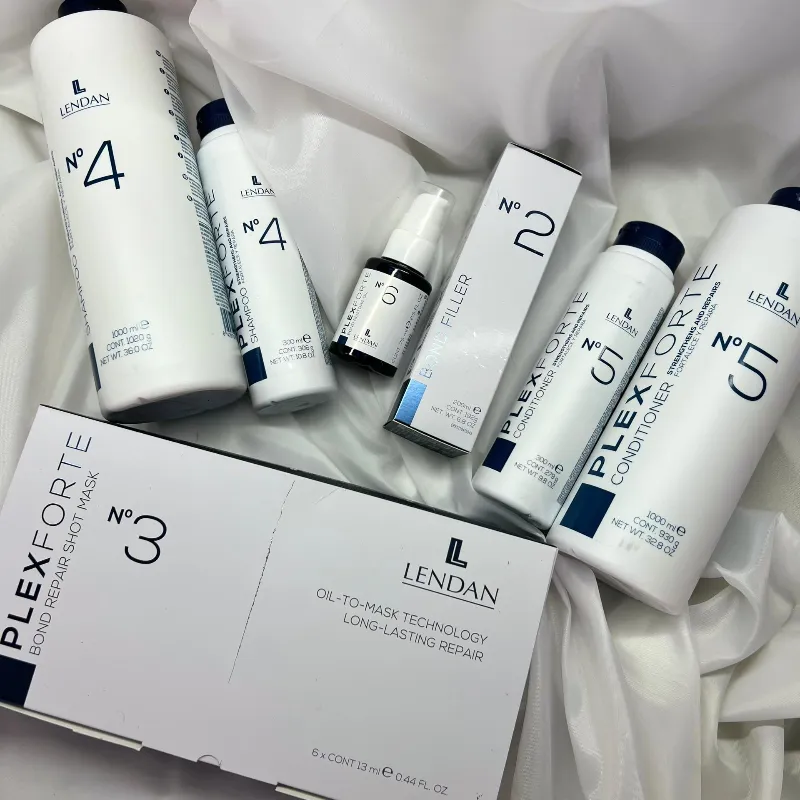 Reconstrucción Total e Hidratación Profunda (Set 5 pasos)