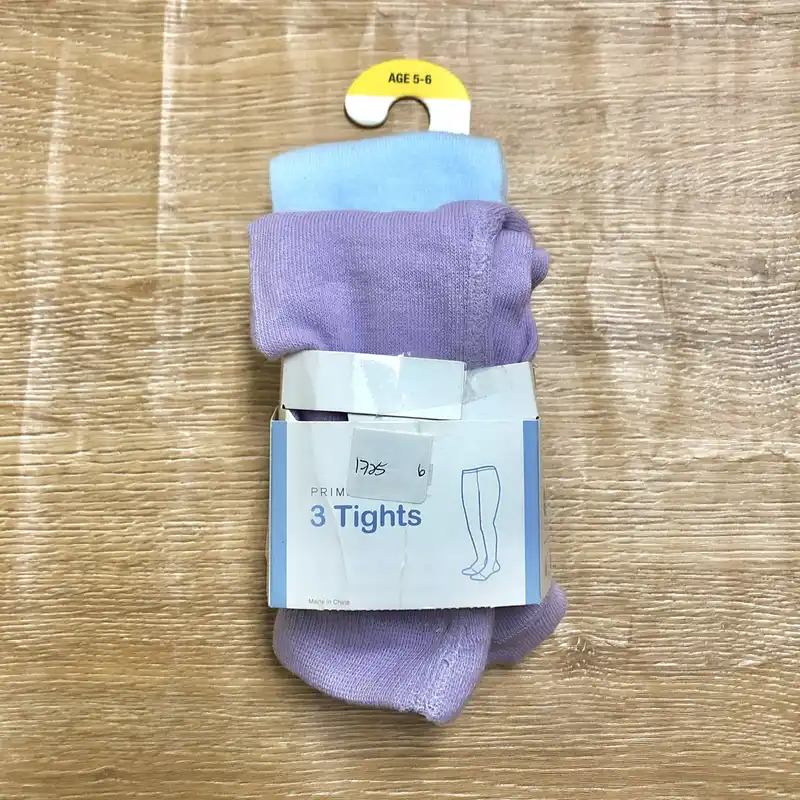 Medias pantys color violeta y azul