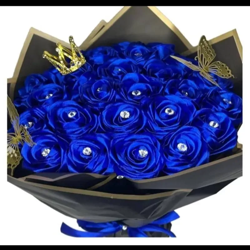 Ramos de rosas con diamantes