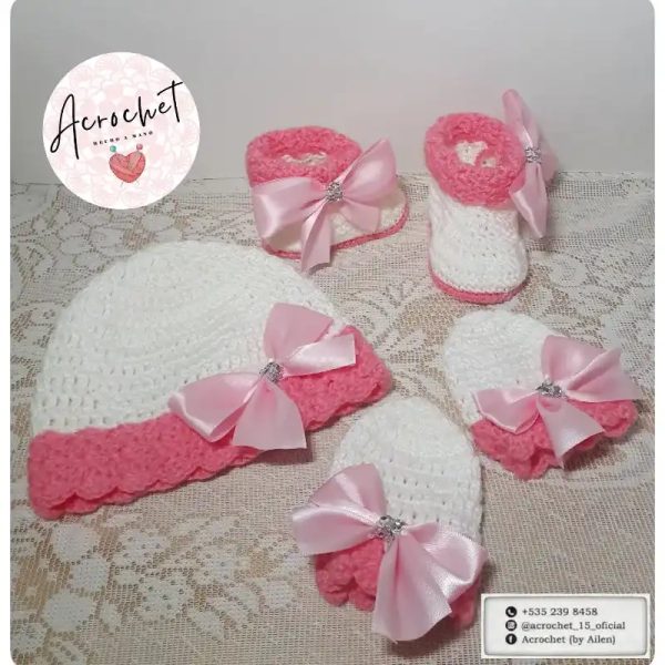 Conjunto gorro, manoplas y botas