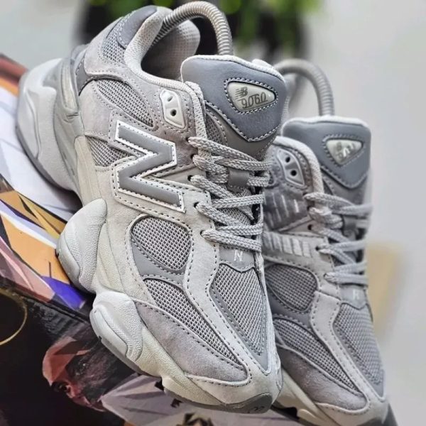New Balance 9060 Gris