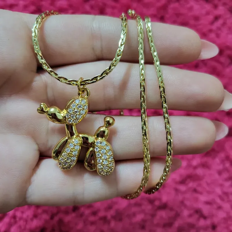 Cadena torcida con dije