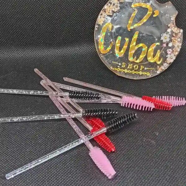 Cepillos para cejas y pestañas