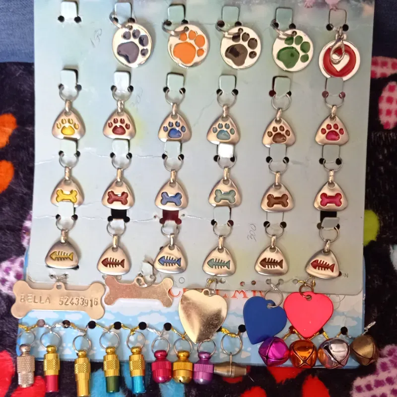 ✅Cascabeles, dijes de adornos e identificativos para 