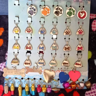 ✅Cascabeles, dijes de adornos e identificativos para 