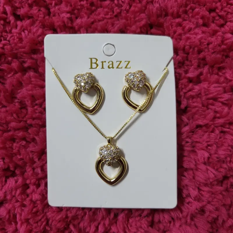 Set de cadena y aretes