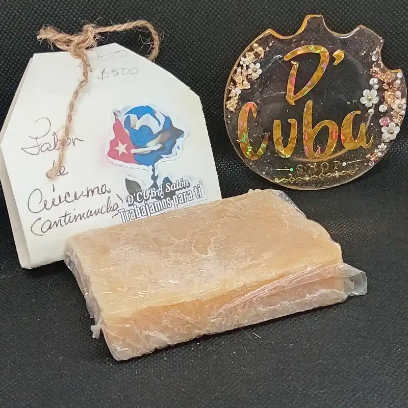 Jabón de cúrcuma antimanchas