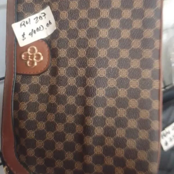 Hermoso Bolso Carmelita