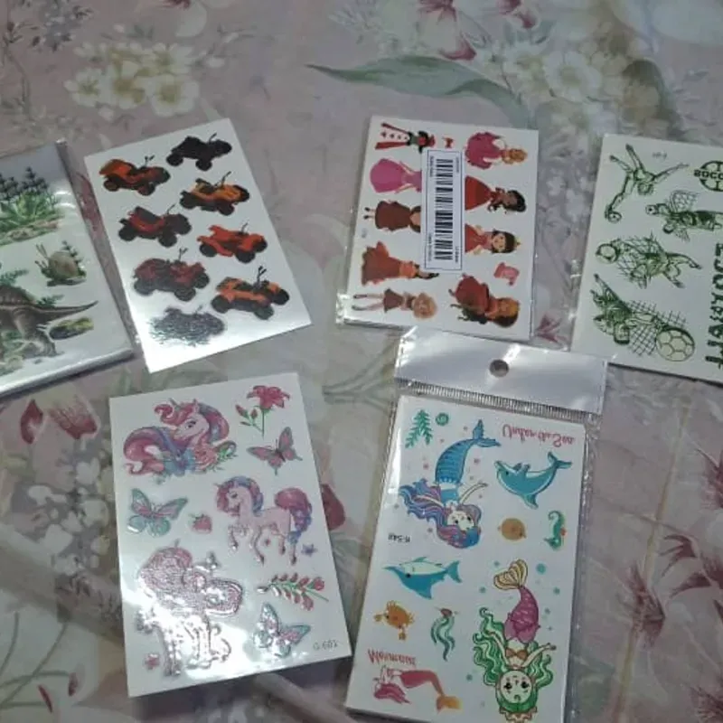 Tatuajes temporales temáticos