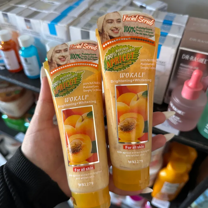 Exfoliante Facial de Melocotón