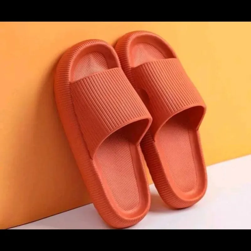 Sandalias de baño
