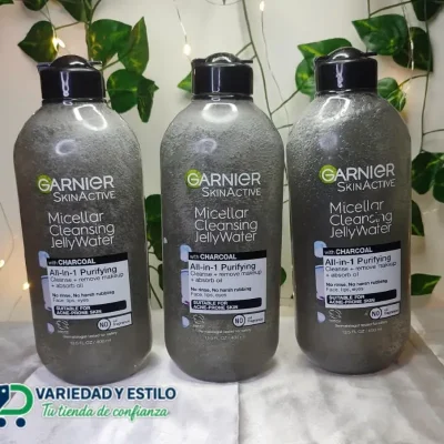 Agua micelar Garnier con carbón activado