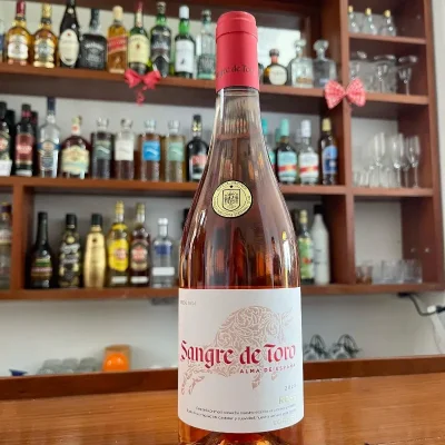 VR Sangre de Toro Rose