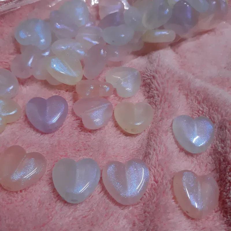 Corazones grandes luminosos tornasol azulado