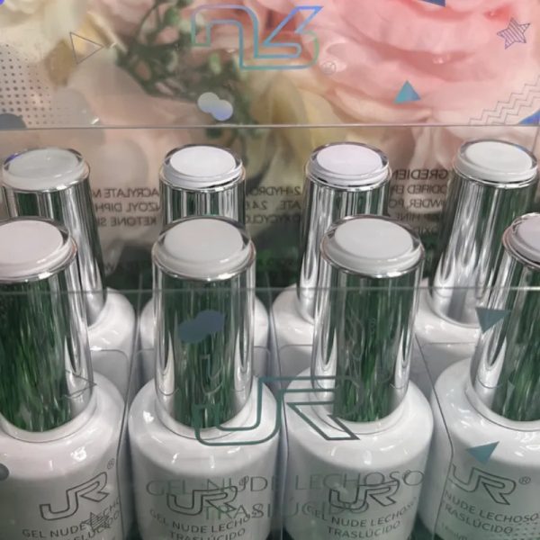 Gel nude lechoso traslúcido