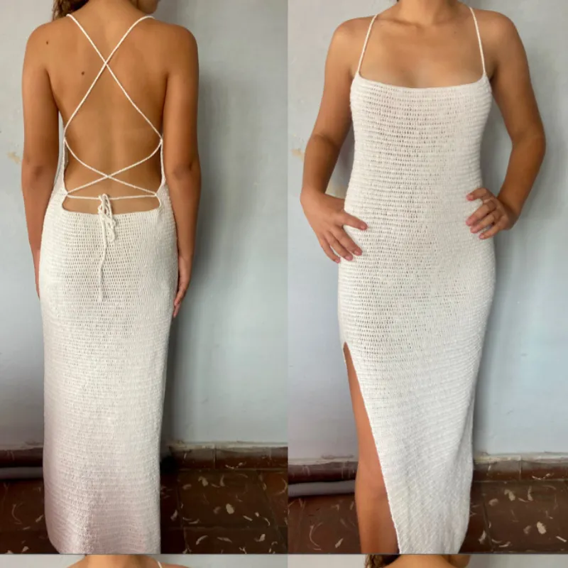 Vestido largo con la pierna descubierta