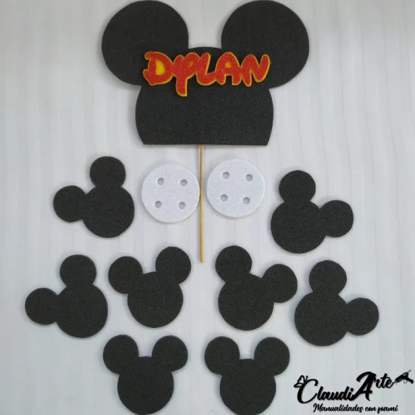 Cake topper