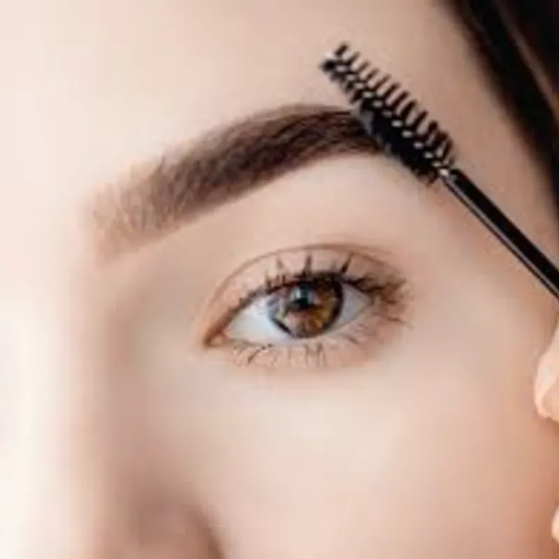 Curso de ESTÉTICA FACIAL: CEJAS Y PESTAÑAS