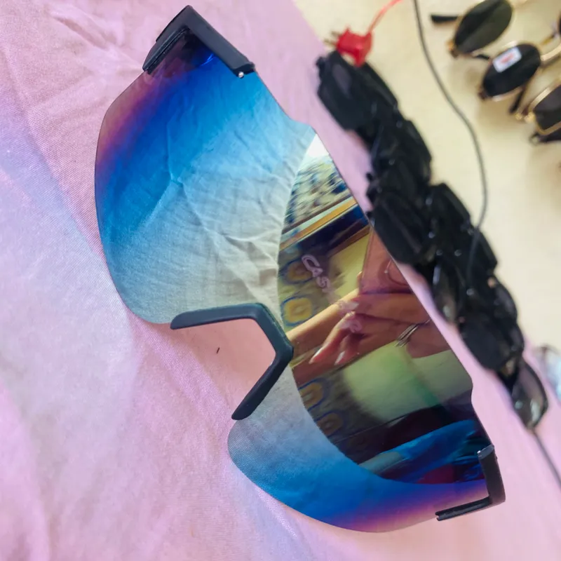 Gafas de sol con lentes tornasol