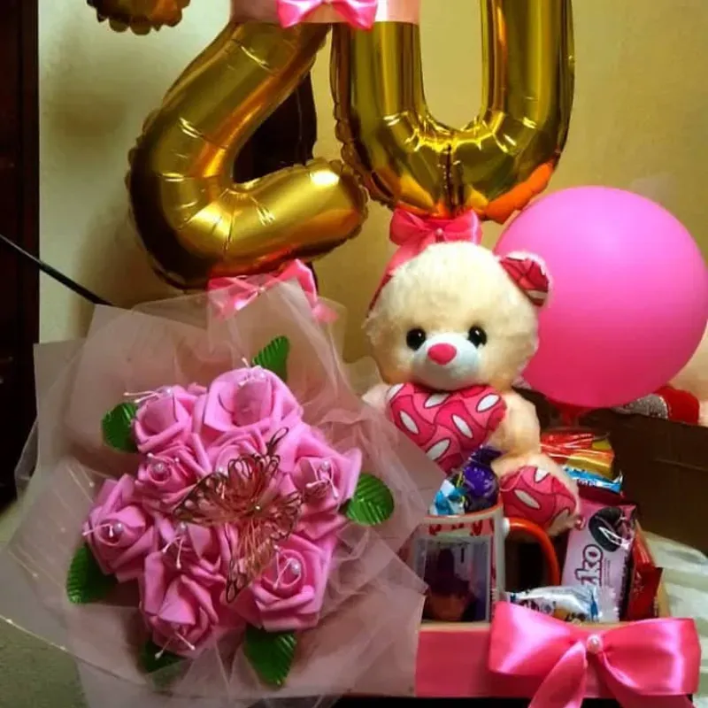 Modelo de caja decorada