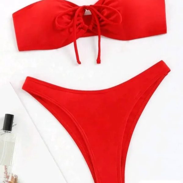 Bikinis de tope rojo