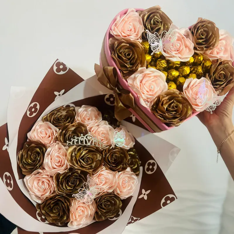 Juego de ramo con tiara en rosado y marrón con