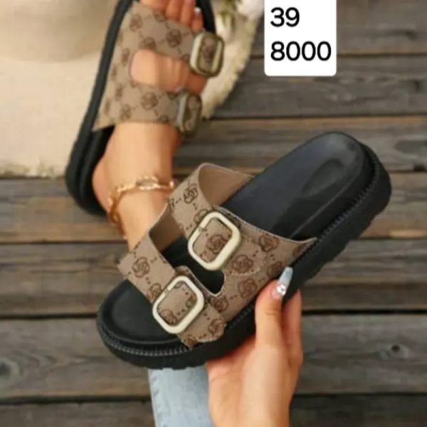 Sandalias