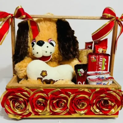 Caja de regalo con rosas