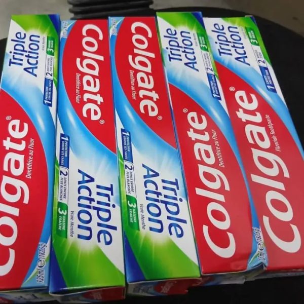  Colgate Triple Acción
