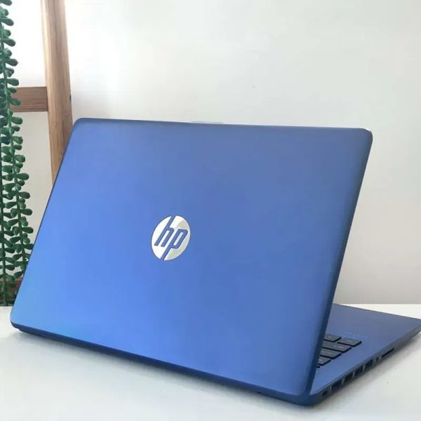 Laptop HP azul en caja 