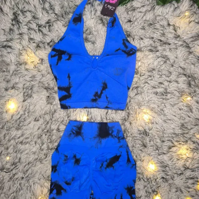 Conjunto marmoleado azul