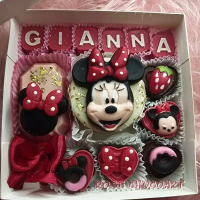Caja de bombones MINNIE MOUSE