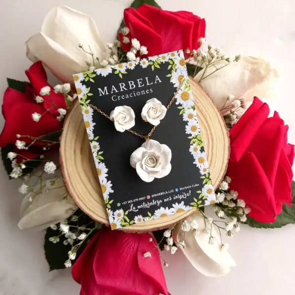 ✨Juego de Rosas Blancas✨